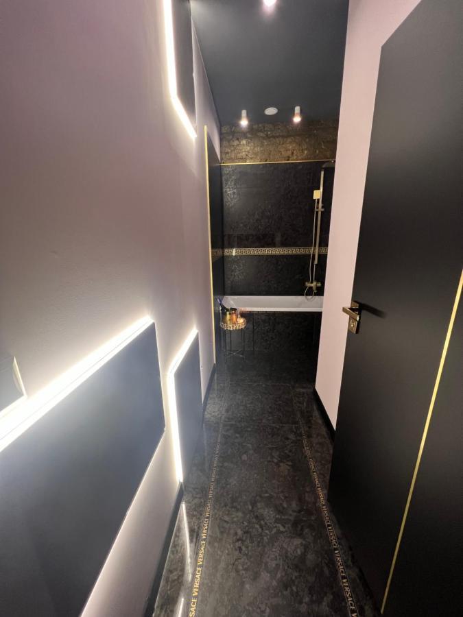 Darkhouse Versace Blue Łódź Eksteriør billede